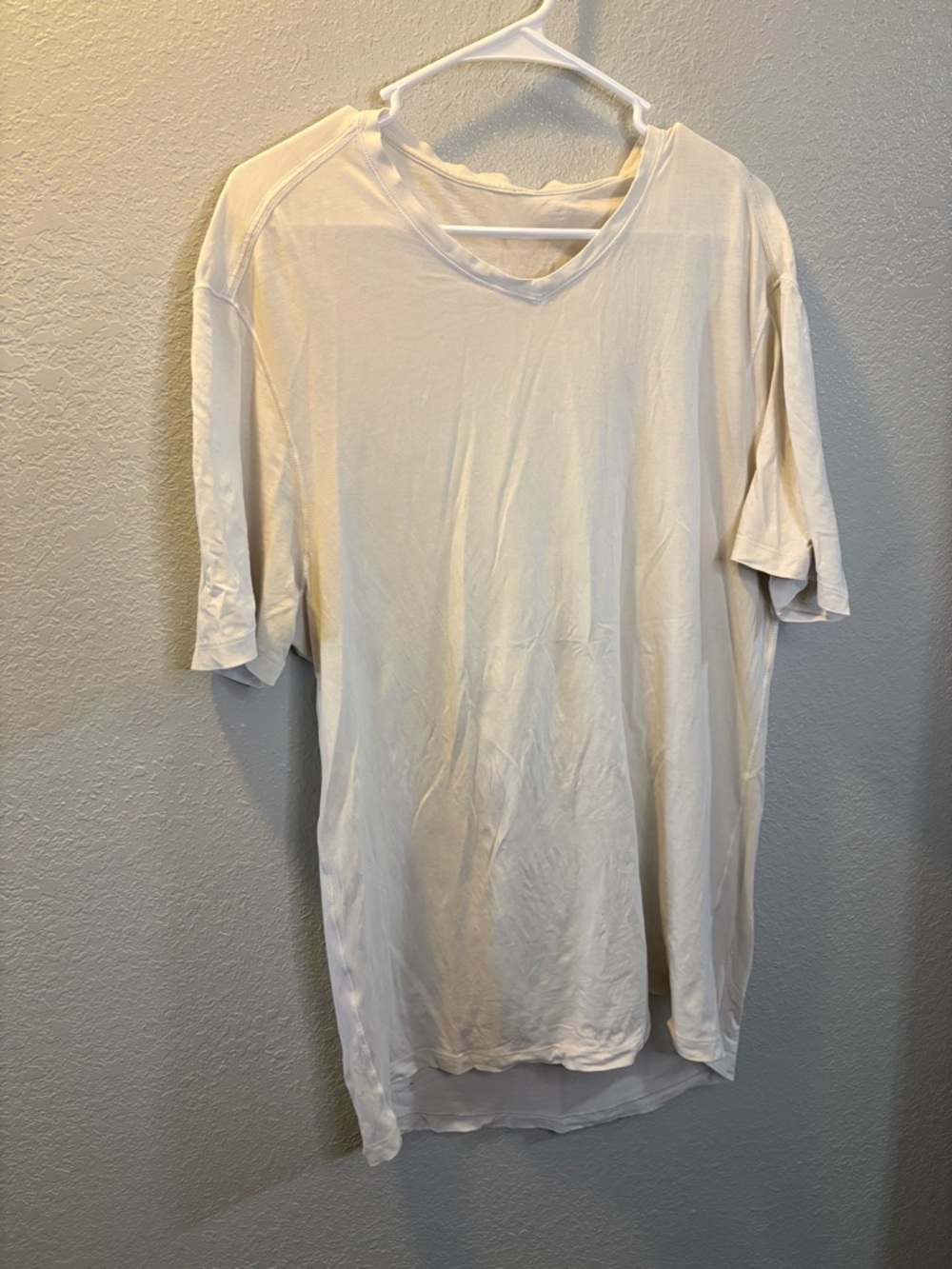 Lululemon Men’s V-Neck Short Sleeve